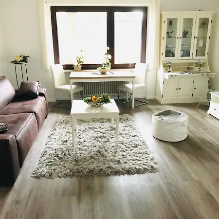 Apartment Lara *